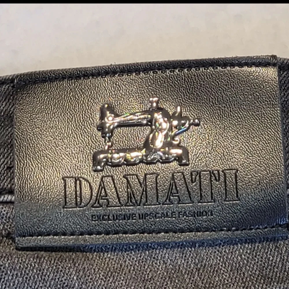Damati Mens Skinny Moto Style Factory Distressed Black Denim Jeans Sz 36/32